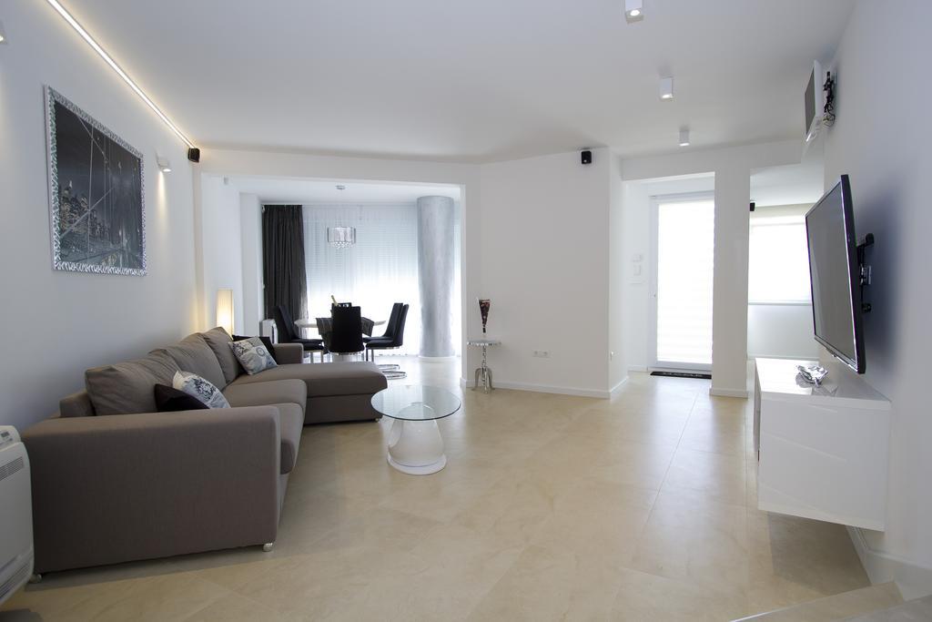 Luxury Apartment Split Exterior photo